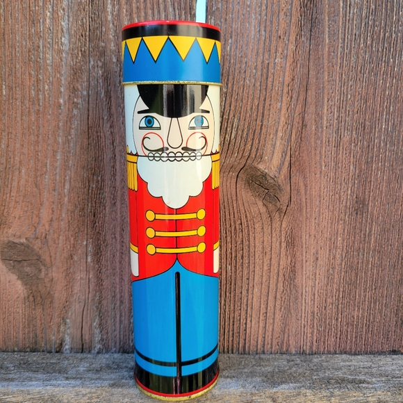 Vintage Nutcracker Tin ~ 1984 Avon ~ Imported from England ~ Toyland Soldier - Picture 8 of 16